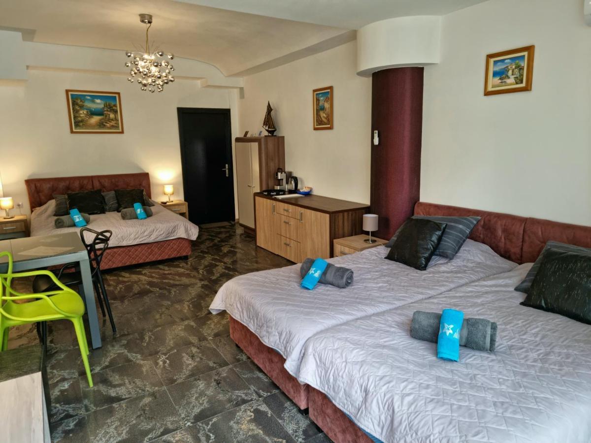 אוהריד Penelopa Apartments מראה חיצוני תמונה