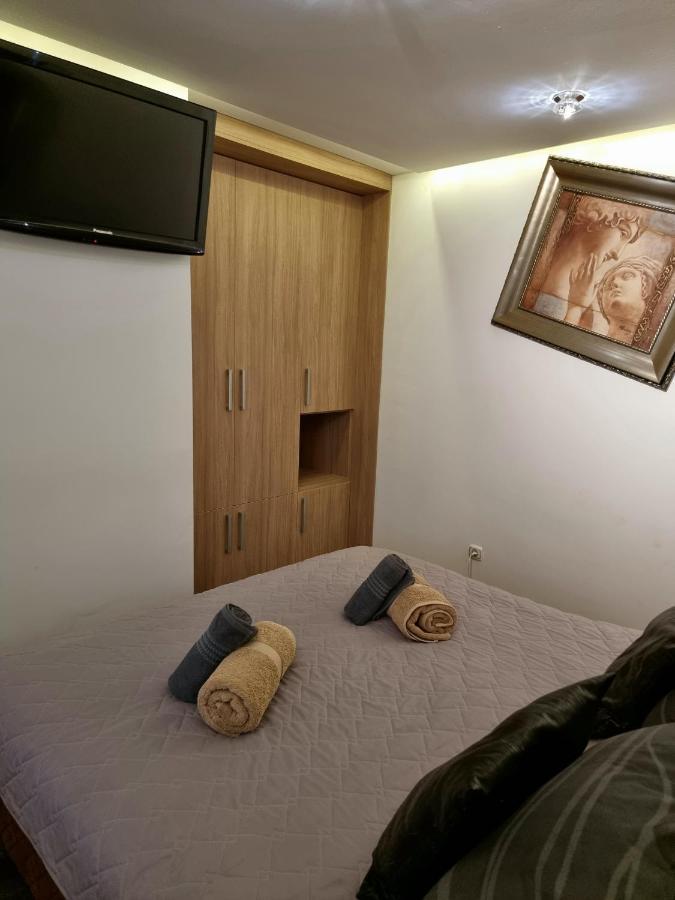 אוהריד Penelopa Apartments מראה חיצוני תמונה